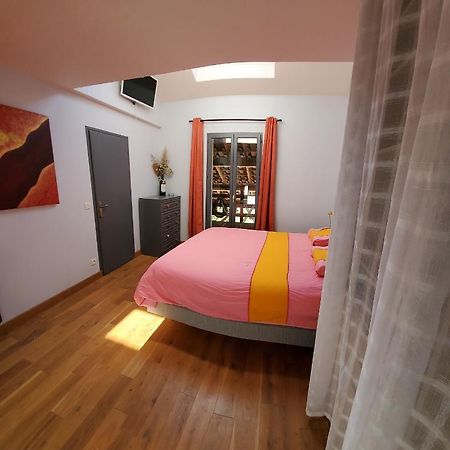 Chambres A La Campagne Moirans Exterior foto