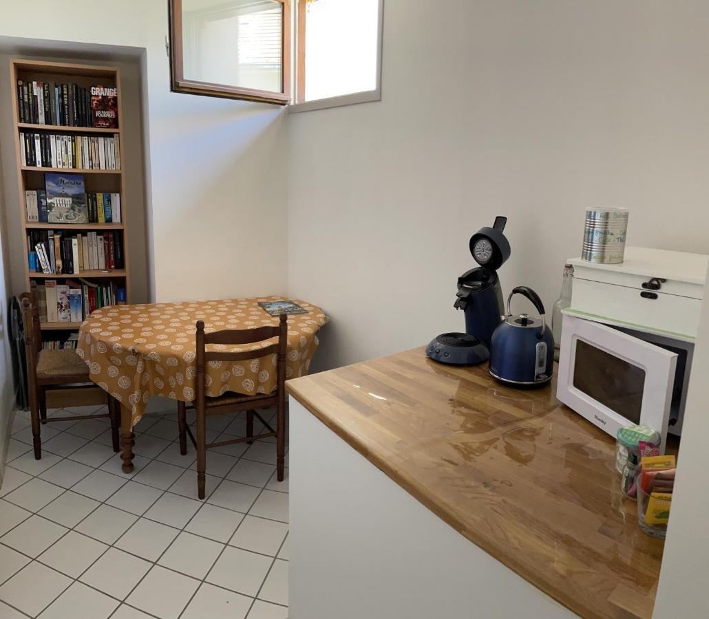 Chambres A La Campagne Moirans Exterior foto